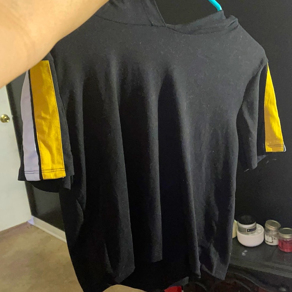 black Burlington crop